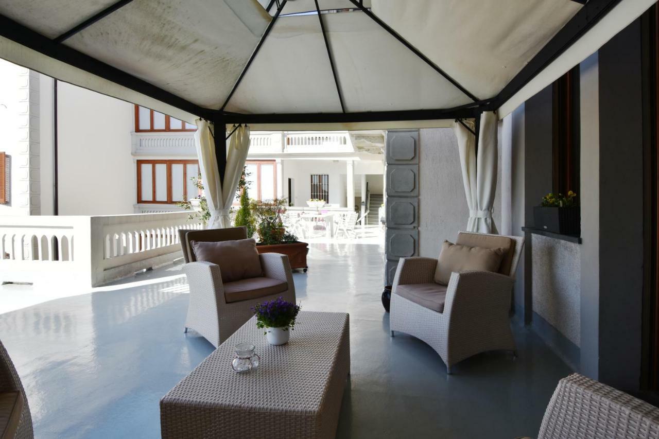 Il Terrazzo B&B Romagnano Sesia Exterior photo